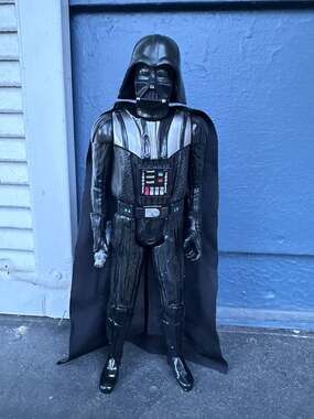 Star Wars 2013 Hasbro 12-Inch Darth Vader Action Figure with Fabric Cape